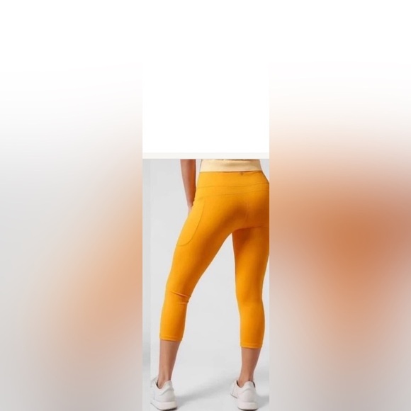 Athleta Ultimate Stash ll Capri Size XL New With Tags - Picture 7 of 11